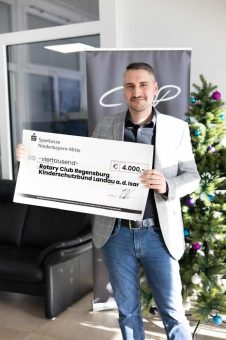CSP Weihnachtsspende 2025: 4.000 Euro für Rotary Club Regensburg und Kinderschutzbund Landau a. d. Isar