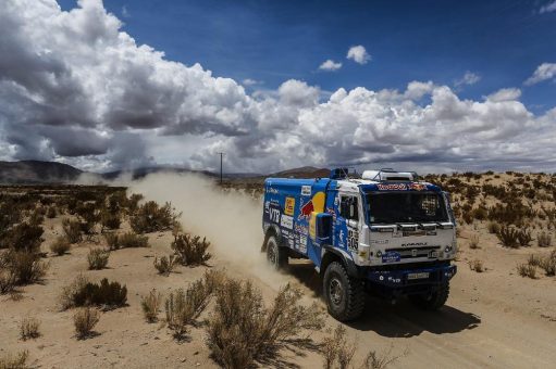 Russische Truck-Rennteams KAMAZ-Master siegen bei Rallye Dakar und Africa Eco Race mit Reifen von Continental