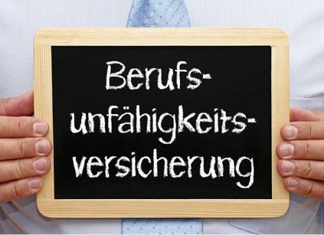 BU-Absicherung: uniVersa bietet Mehrwert für Selbstständige