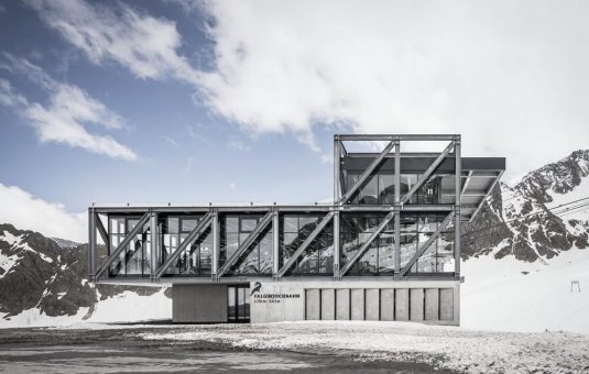 Neun herausragende Projekte ausgezeichnet – Verzinkerpreis für Architektur und Metallgestaltung 2021