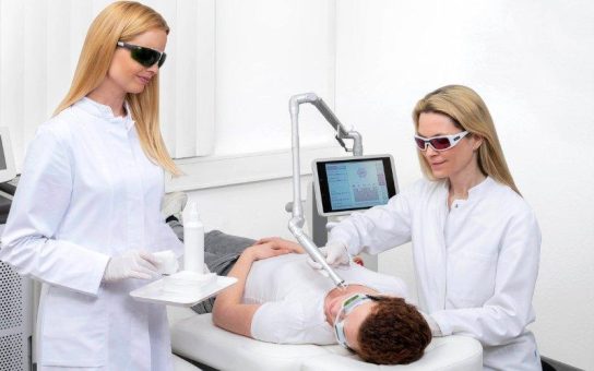 Laserschutzlösungen für dermatologische und medizinische Laseranwendungen – laservision auf der DERM 2026