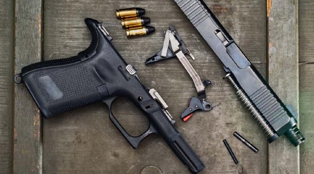 Waffenteile im Ultraschall reinigen: Gründliche Pflege für zuverlässige Funktion und lange Lebensdauer