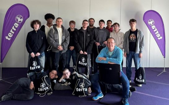 Belgische Schülergruppe der BSTI besucht die WORTMANN AG in Hüllhorst