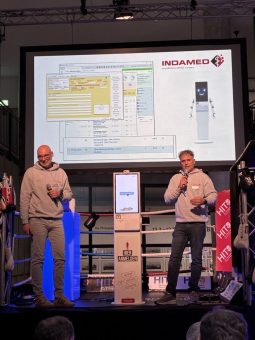 INDAMED präsentiert MEDICAL OFFICE und Self-Check-In-Lösung MONA beim ersten HIT-Kongress in Köln