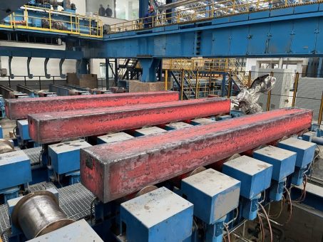 SMS group liefert neue SMS Concast Vierstrang-Vorblockgießanlage an Xiangtan Iron & Steel