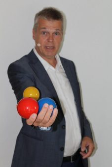 Zweitägiger Workshop „Gehirn-Wissen & Jonglieren“ für Trainer, Coaches und Gesundheitsberufe