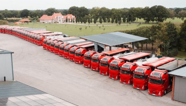 Volvo Trucks erhält weitere Großaufträge für gasbetriebene Lkw – Kunden setzen auf Bio-LNG und Kostenvorteile gegenüber Diesel