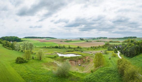 Am Sonntag, 22. März, dem internationalen Weltwassertag, lädt Geoparkführer Paul Wunderle zu einer offenen Führung durch das Mauchtal und zu den Geotopen am Klosterberg ein