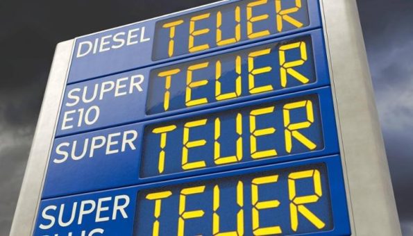 Steigende Ölpreise und verfehlte Klimaziele erhöhen den Druck auf den Verkehrssektor