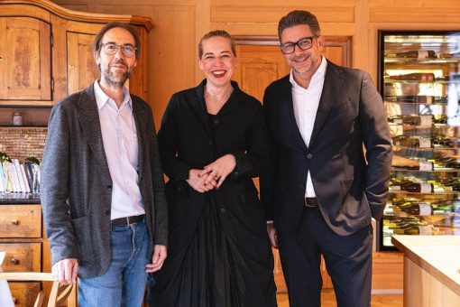 Schönheit ist kein Luxus, sondern eine Voraussetzung für Zukunft“ – Live-Podcast in der Krone Hittisau verbindet Architektur, Gesellschaft und Genuss