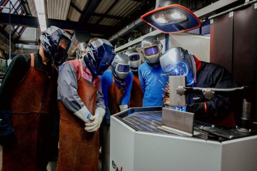 Ein Gigant aus Metall entsteht