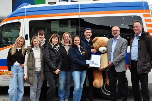 SIKA spendet 2.041,85 Euro an den ASB Wünschewagen Nordhessen