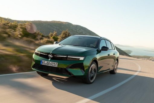 Kompakt-Klasse: Die serienmäßigen Intelli-Sitze im neuen Opel Astra