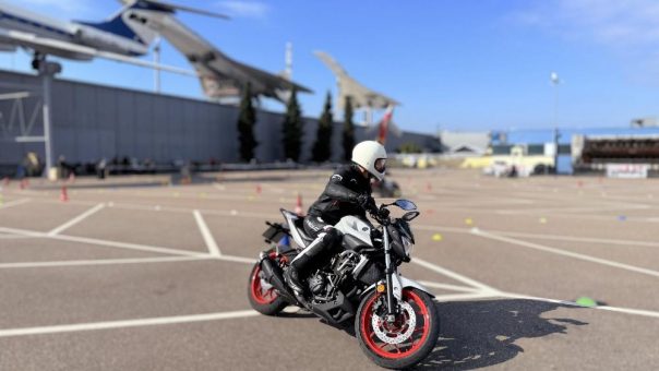 Geschicklichkeit auf zwei Rädern