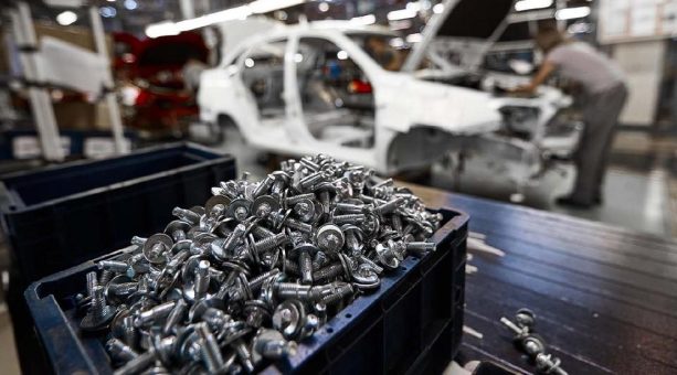Kleinteile richtig reinigen: So sichern Fahrrad, Motorrad & Oldtimer ihre Präzision