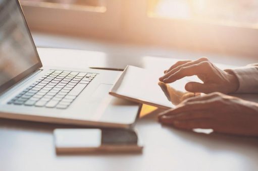 Wie ein IT-Betriebsführungshandbuch die IT-Sicherheit und Qualität nachhaltig stärkt