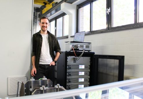 Weniger Energieverluste, mehr Effizienz: Forschung zu elektrischen Antriebssystemen an der Hochschule Osnabrück