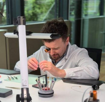 Neue Lasermarkierungslösungen für die Uhrenindustrie