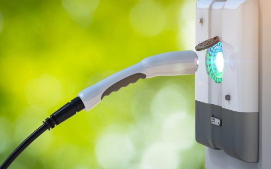 Integration von erneuerbaren Energien in die Elektromobilität: Nachhaltige Lösungen für die Zukunft des Verkehrs