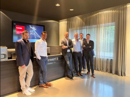 Bergheimer Distributor bietet jetzt das Komplettprogramm von Fujitsu