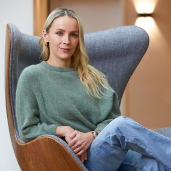 „Kinder stellen direkte Fragen – und das ist gut so“ – Nika Krosny-Wosz im Gespräch