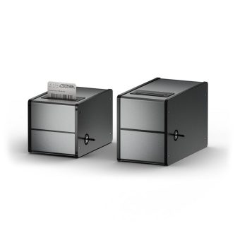 Seltener Papierwechsel, manueller Zugriff, höchste Sicherheitsstandards:  GeBE-PIANO Box jetzt klein und groß