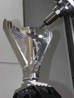 CAD/CAM-Lösung hyperMILL für die Luft- und Raumfahrt
