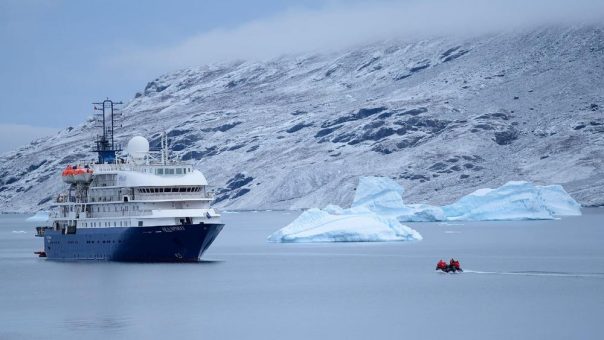 Ostgrönland 2027: Deutschsprachige Sonderreise in das größte Fjordsystem der Erde