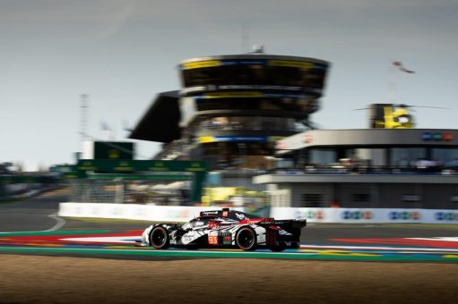 PEUGEOT TotalEnergies beweist Belastbarkeit bei besonders anspruchsvollen 24 Stunden von Le Mans
