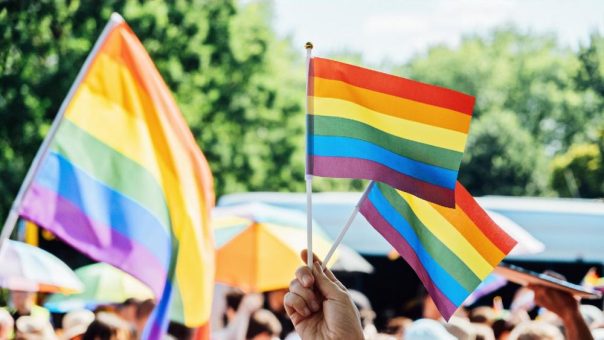 Pride Month: Bunt steht uns einfach ANDERS