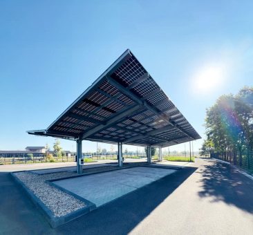 15 Jahre Magnelis®: ArcelorMittal präsentiert innovative Stahllösungen für die Solarindustrie auf der Intersolar Europe 2026
