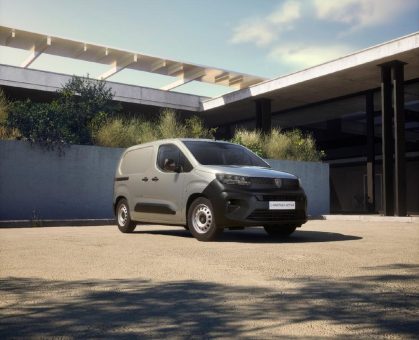 Der neue PEUGEOT Partner ACTIVE: Innovation für Gewerbetreibende zugänglicher denn je