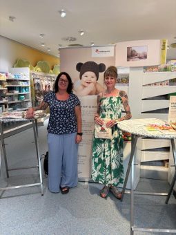 Familienservice Frühe Hilfen im dm-Markt: Informationsangebot stößt auf großes Interesse