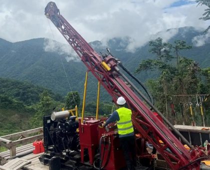 Sankamap Metals: Starke Bohrsignale heizen Fantasie auf riesiges Kupfer-Gold-System an