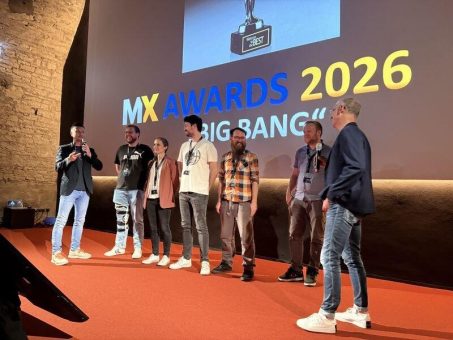 Big Bang für die Zukunft:  Oikos Group gewinnt Award bei der Simplifier MX
