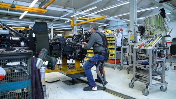 Ergonomie in Fertigung und Montage erhöhen