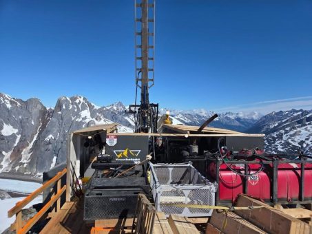 Golden Triangle: Juggernaut jagt riesiges Gold-System mit 10.000m-Bohrprogramm