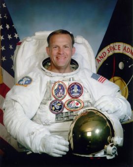 Von Magellan bis Hubble