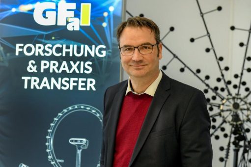 Mathematische Optimierung beschleunigt die Grobplanung komplexer Karosseriebauanlagen und macht Varianten objektiv vergleichbar