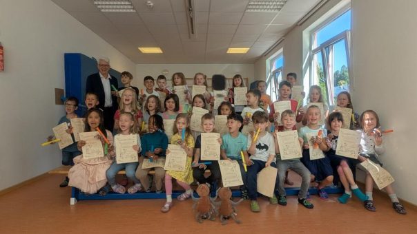 Diplome für kleine Forscher im Kinderhaus „Regenbogen“
