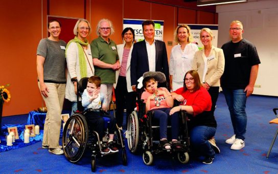 Bundesbehindertenbeauftragter zu Besuch beim Familienseminar
