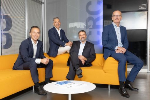 CRC stärkt Führungsteam und expandiert international: Wachstumskurs  als Antwort auf steigende Nachfrage in Halbleiter-, Photonik- und Life Sciences-Branche