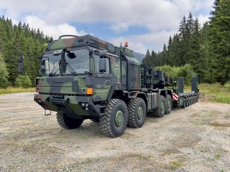 Elefant im Anmarsch: Rheinmetall liefert weitere Schwerlasttransporter an die Bundeswehr