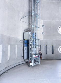 Akkubetriebener Lift für Windkraftanlagen setzt neue Maßstäbe bei Sicherheit, Verfügbarkeit und Effizienz