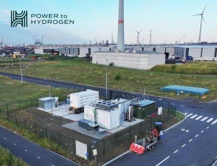 Power to Hydrogen liefert einzigartigen AEM-Elektrolyseur im Industriemaßstab an den Hafen Antwerpen-Brügge