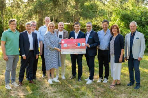 Über 10.000 Euro für die Kinderkliniken: Benefizkonzert des Musikkorps der Bundeswehr erneut ein voller Erfolg