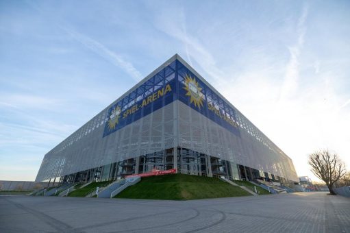 eps ARENA SUMMIT: ASSA ABLOY zeigt flexible Zutrittslösungen für moderne Stadien