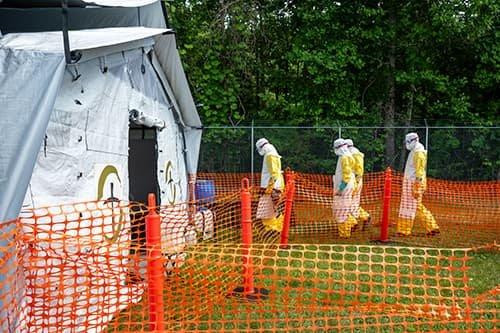 WHO warnt vor historischem Ebola-Ausbruch: Behandlungszentren von Samaritan’s Purse arbeiten an Kapazitätsgrenze