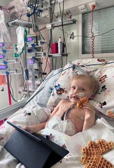 DRINGEND: Herzkind Aiden braucht ganz dringend viele großen Herzen