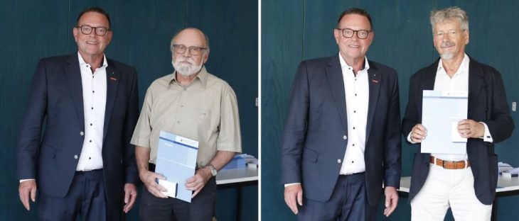 Zeugnisübergabe an erfolgreiche Absolventen: Kaufmännisches Wissen stärkt Handwerk